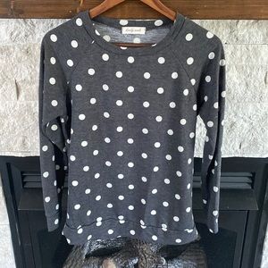 🖤3/$10 Boutique polka dot long sleeved top